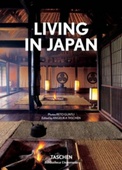 obálka: Living in Japan