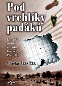 obálka: Pod vrchlíky padáků