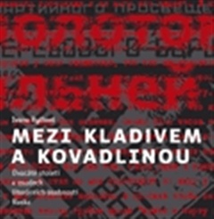 obálka: Mezi kladivem a kovadlinou