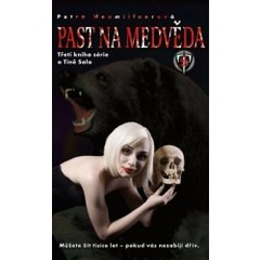 obálka: PAST NA MEDVEDA